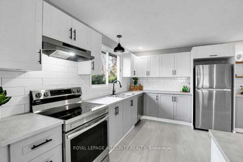 Photo 12 at 3 Ashwick Court, Nepean (Craig Henry/Woodvale), Ottawa