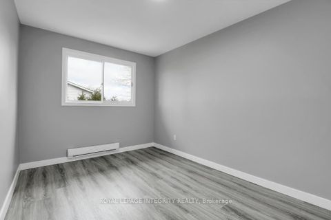 Photo 17 at 3 Ashwick Court, Nepean (Craig Henry/Woodvale), Ottawa