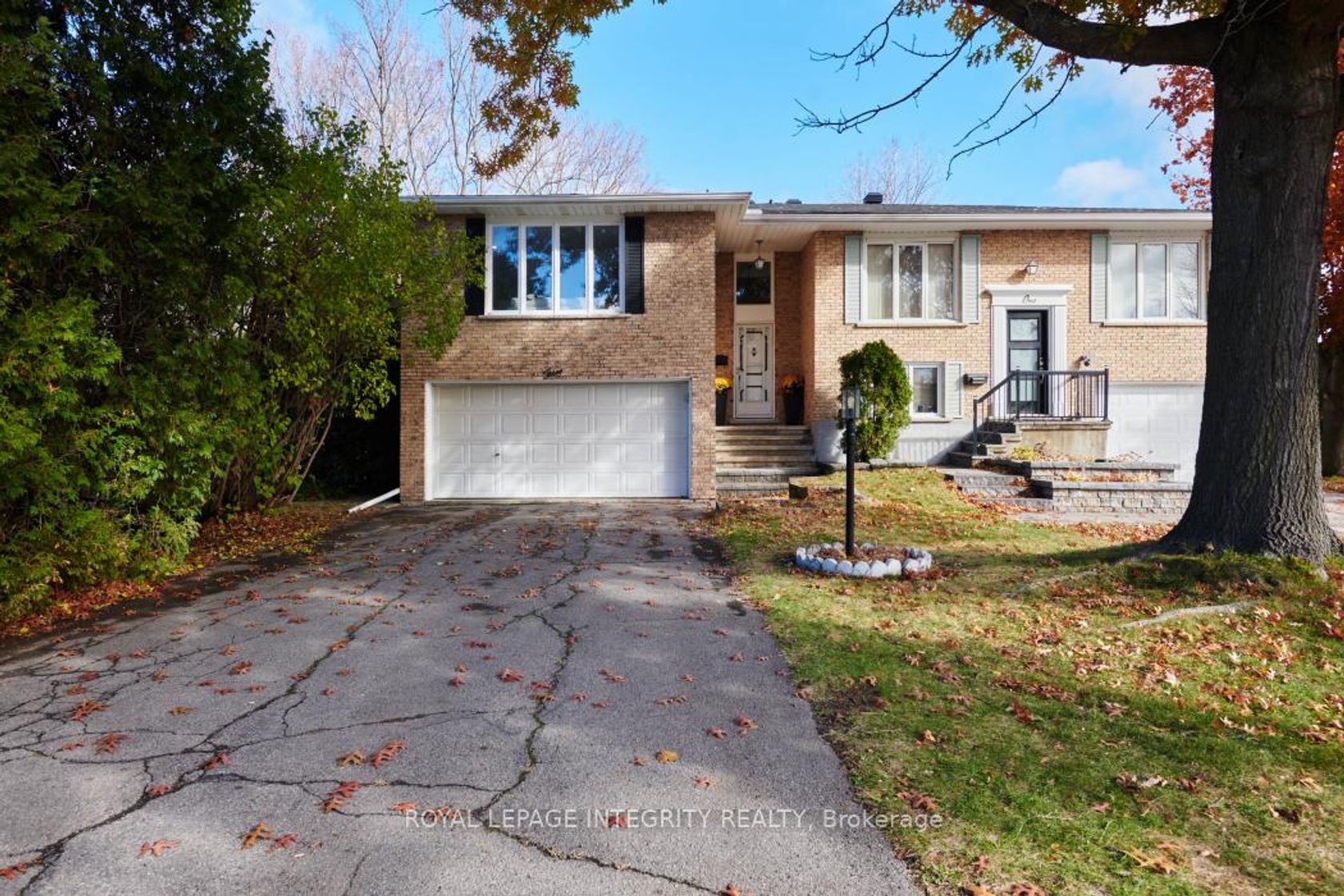 3 Ashwick Court, Nepean (Craig Henry/Woodvale), Ottawa 