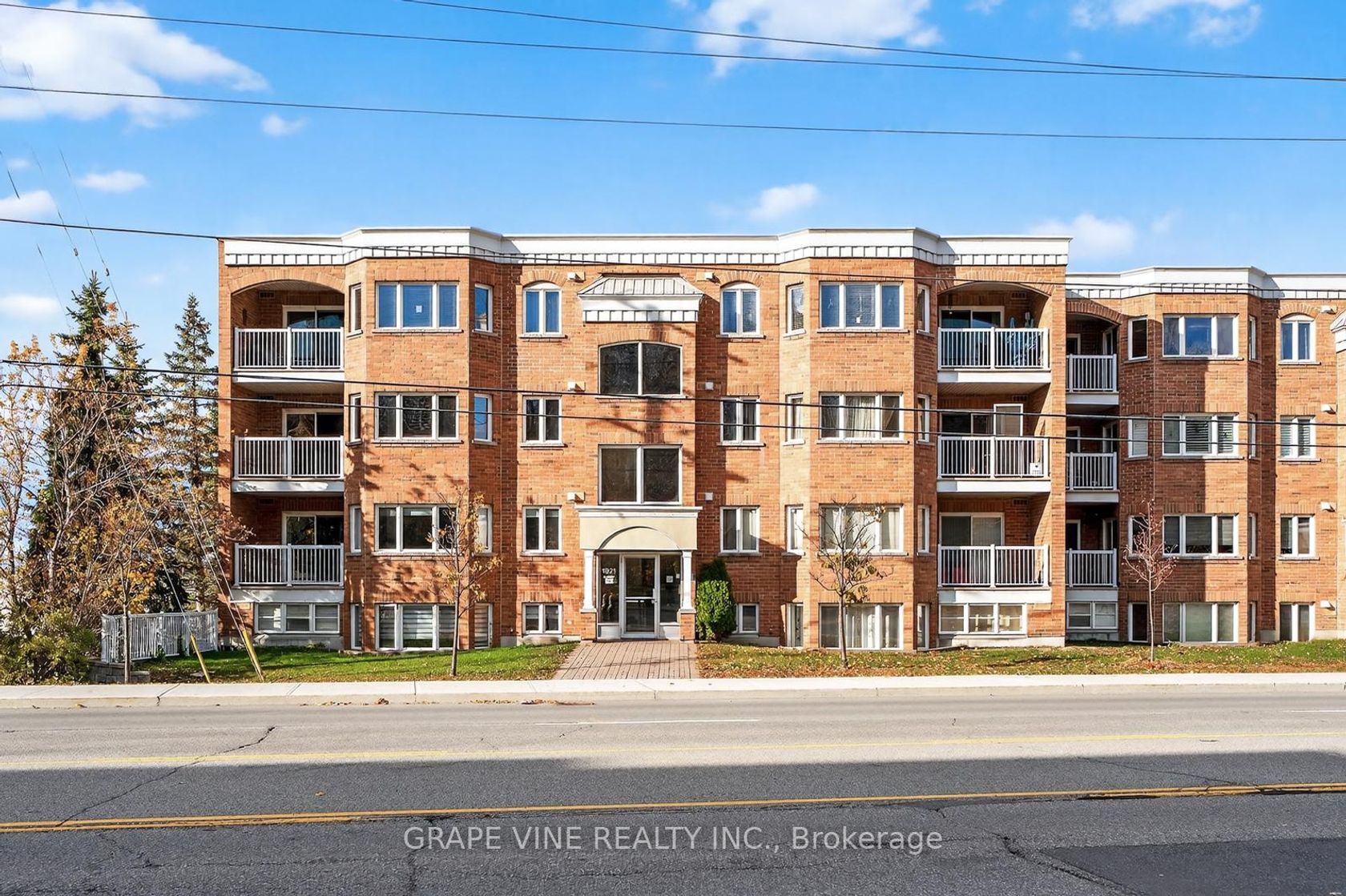 301U - 1921 St. Joseph Boulevard, Convent Glen South, Orleans 2