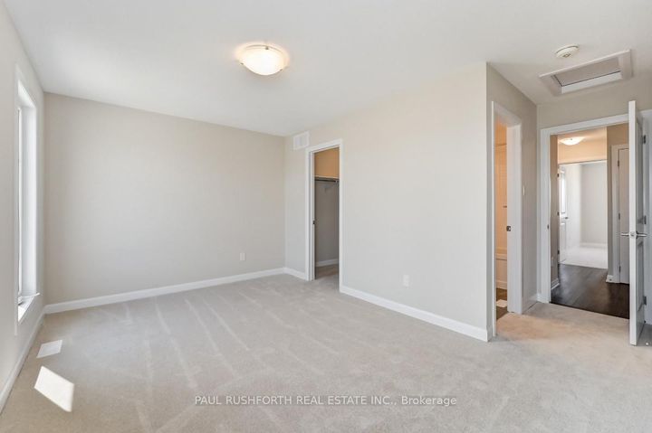 Photo 16 at 818 Everbloom Lane, Nepean (Heritage Park), Ottawa