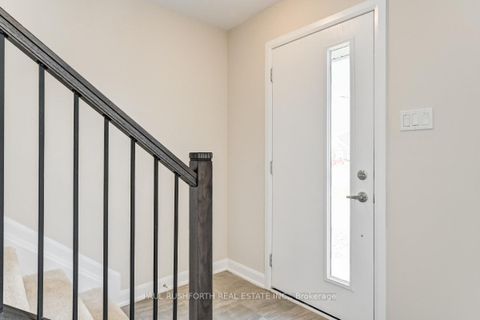 Photo 1 at 818 Everbloom Lane, Nepean (Heritage Park), Ottawa