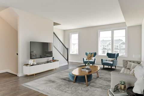 Photo 4 at 818 Everbloom Lane, Nepean (Heritage Park), Ottawa