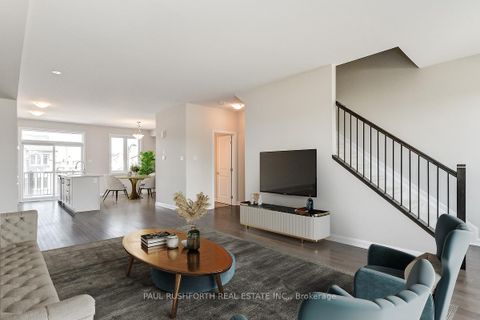 Photo 6 at 818 Everbloom Lane, Nepean (Heritage Park), Ottawa