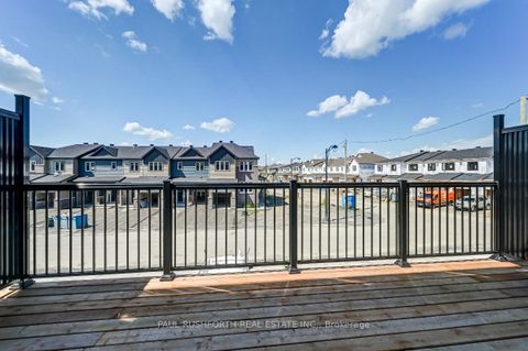 Photo 13 at 818 Everbloom Lane, Nepean (Heritage Park), Ottawa