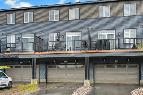 Photo 23 at 818 Everbloom Lane, Nepean (Heritage Park), Ottawa