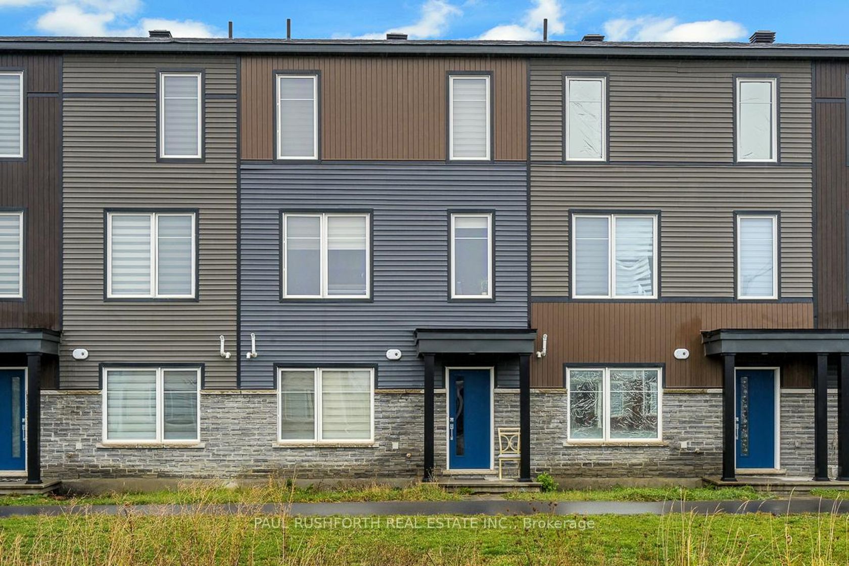 818 Everbloom Lane, Nepean (Heritage Park), Ottawa 