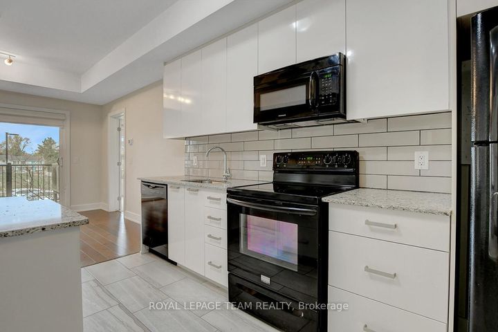 Photo 6 at 201 - 2785 Baseline Road, Nepean (Redwood Park), Ottawa