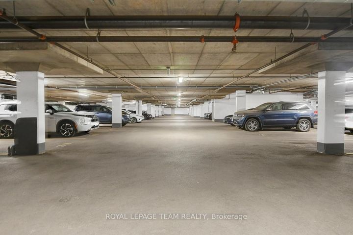 Photo 32 at 201 - 2785 Baseline Road, Nepean (Redwood Park), Ottawa