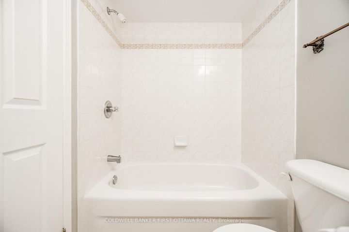 Photo 38 at 92 DEERFOX Drive, Nepean (Longfields), Ottawa