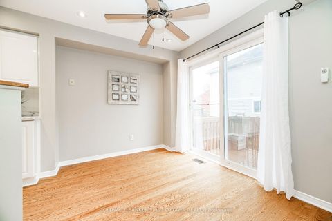 Photo 12 at 92 DEERFOX Drive, Nepean (Longfields), Ottawa