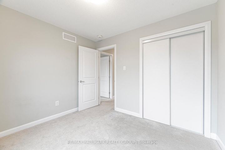 Photo 20 at 646 HAMSA Street, Nepean (Heritage Park), Ottawa