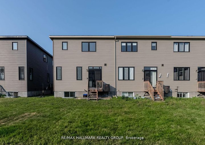 Photo 34 at 646 HAMSA Street, Nepean (Heritage Park), Ottawa