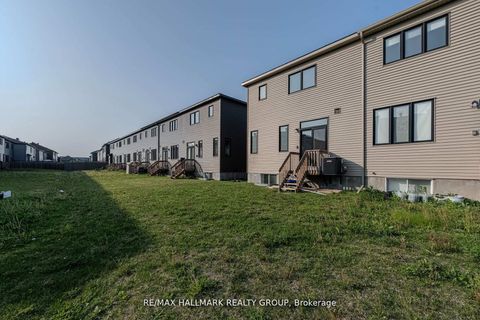 Photo 35 at 646 HAMSA Street, Nepean (Heritage Park), Ottawa