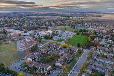 Photo 26 at 7 - 6 Sweetbriar Circle, Nepean (Pheasant Run), Ottawa