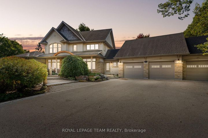 Photo 0 at 7 Sara Court, Nepean (Fallowfield), Ottawa