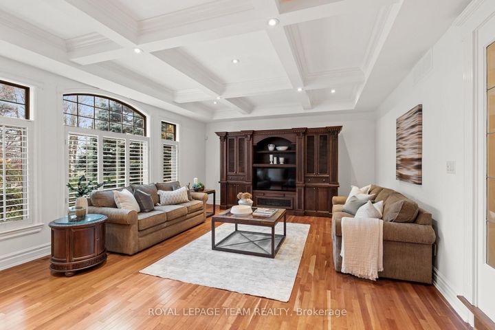 Photo 8 at 7 Sara Court, Nepean (Fallowfield), Ottawa