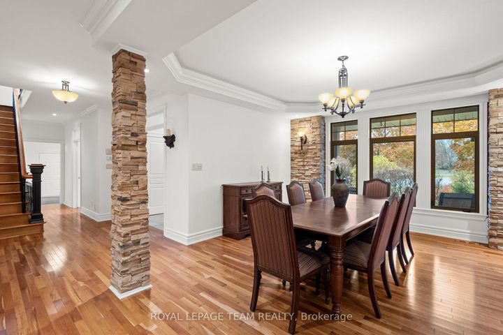 Photo 17 at 7 Sara Court, Nepean (Fallowfield), Ottawa