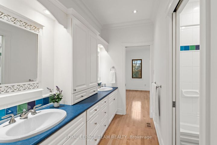 Photo 33 at 7 Sara Court, Nepean (Fallowfield), Ottawa