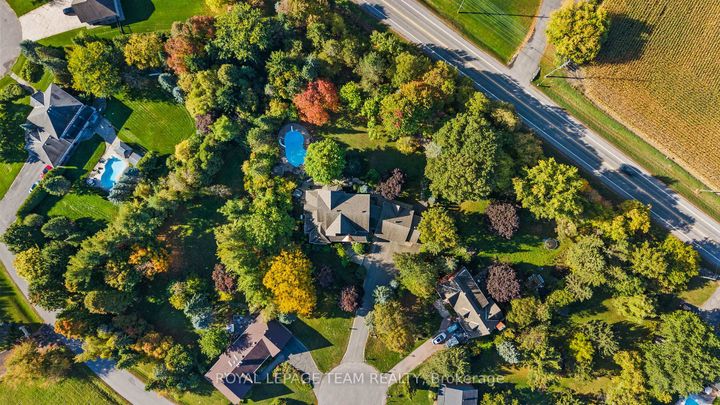 Photo 49 at 7 Sara Court, Nepean (Fallowfield), Ottawa