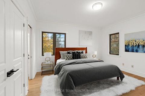 Photo 34 at 7 Sara Court, Nepean (Fallowfield), Ottawa