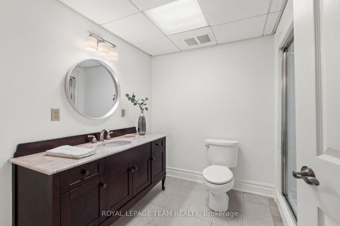 Photo 41 at 7 Sara Court, Nepean (Fallowfield), Ottawa