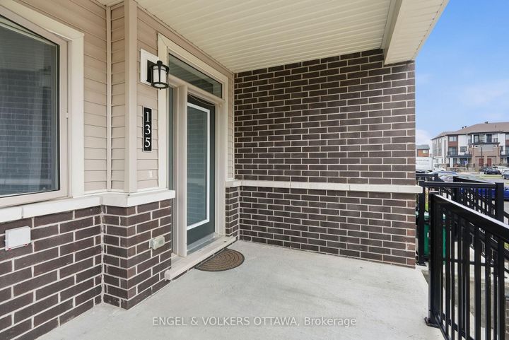 Photo 2 at 135 Anthracite Private, Nepean (Heritage Park), Ottawa