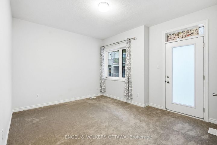 Photo 16 at 135 Anthracite Private, Nepean (Heritage Park), Ottawa