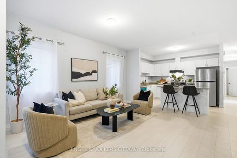 Photo 6 at 135 Anthracite Private, Nepean (Heritage Park), Ottawa