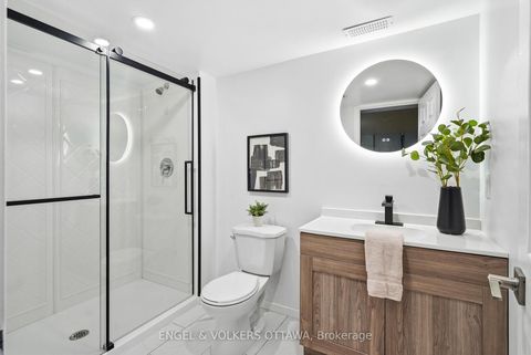 Photo 24 at 135 Anthracite Private, Nepean (Heritage Park), Ottawa