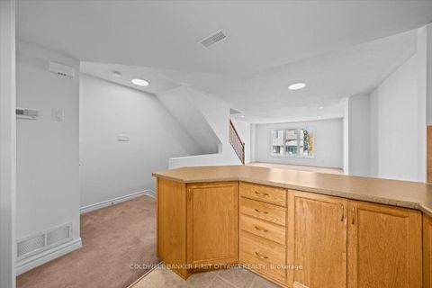 Photo 11 at 112 Paseo Private, Nepean (Centrepointe), Ottawa