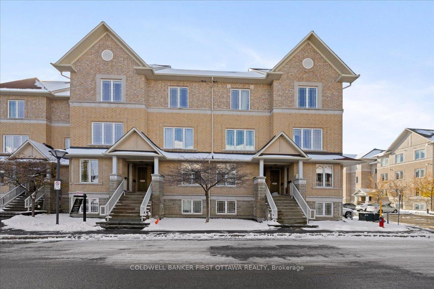 112 Paseo Private, Nepean (Centrepointe), Ottawa 