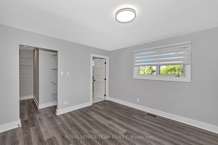 Photo 17 at 12 Largo Crescent, Nepean (Meadowlands/Crestview), Ottawa