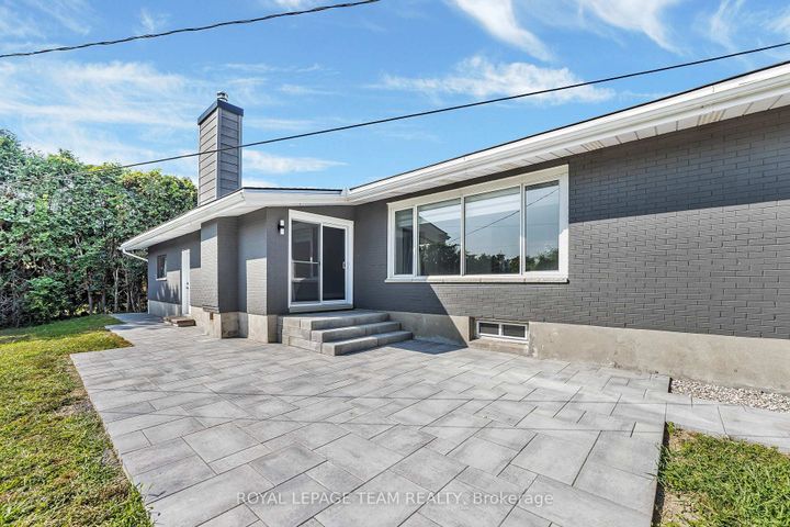 Photo 44 at 12 Largo Crescent, Nepean (Meadowlands/Crestview), Ottawa