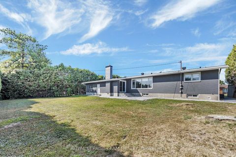 Photo 42 at 12 Largo Crescent, Nepean (Meadowlands/Crestview), Ottawa