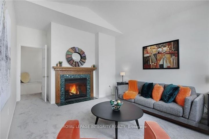 Photo 14 at 77 Daventry Crescent, Nepean (Longfields), Ottawa