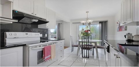 Photo 7 at 77 Daventry Crescent, Nepean (Longfields), Ottawa
