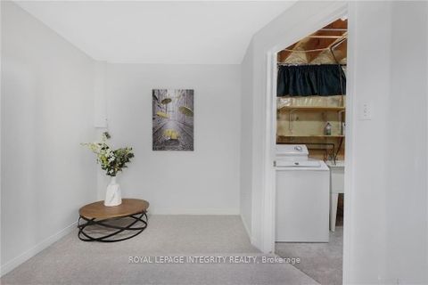 Photo 23 at 77 Daventry Crescent, Nepean (Longfields), Ottawa