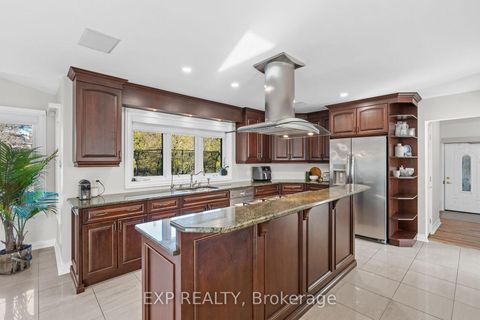 Photo 8 at 1353 Pelkey Court, Manotick Village & Manotick Estates, Manotick