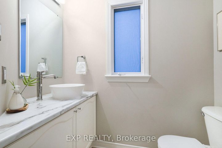 Photo 10 at 34 Avonmore Crescent, Nepean (Barrhaven East), Ottawa