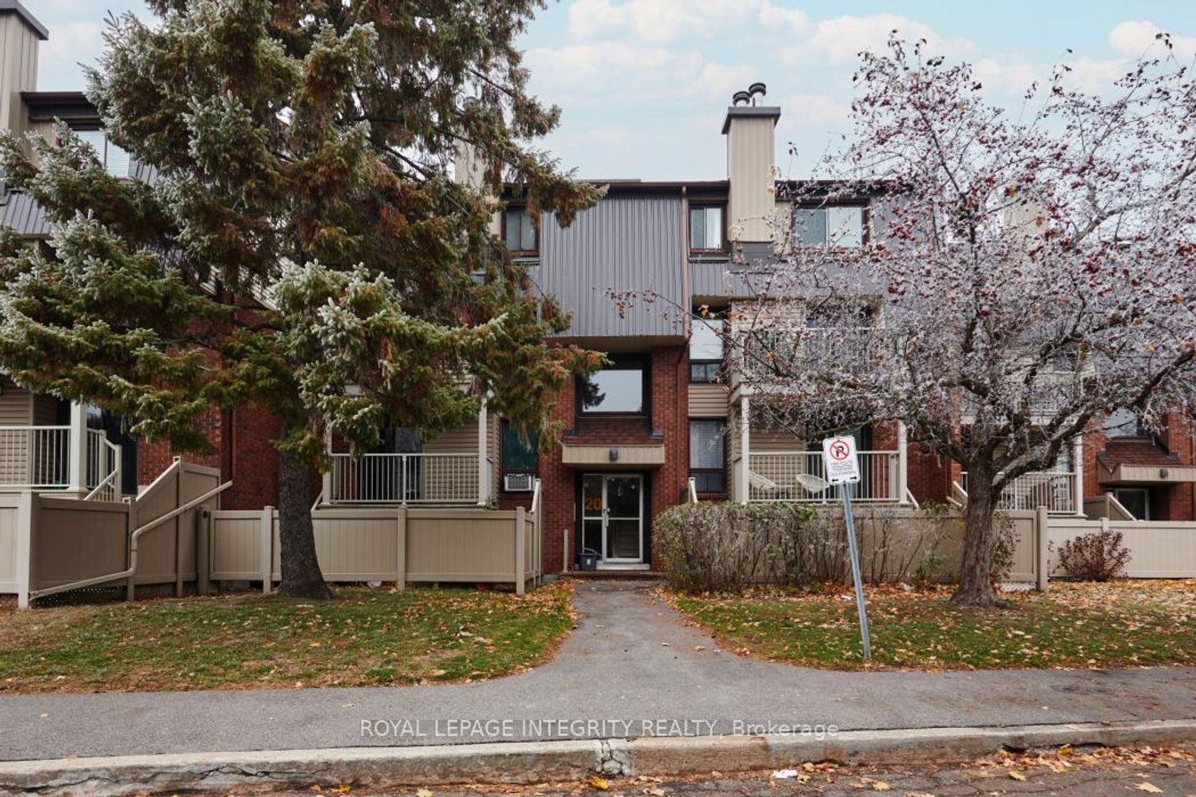 #6 - 20 Sweetbriar Circle, Nepean (Pheasant Run), Ottawa 