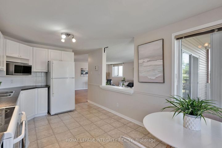 Photo 16 at B - 10 Daybreak Street, Nepean (Barrhaven East), Ottawa