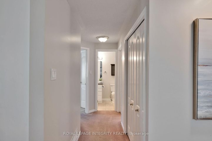 Photo 18 at B - 10 Daybreak Street, Nepean (Barrhaven East), Ottawa