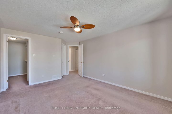 Photo 21 at B - 10 Daybreak Street, Nepean (Barrhaven East), Ottawa