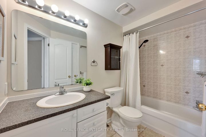 Photo 23 at B - 10 Daybreak Street, Nepean (Barrhaven East), Ottawa