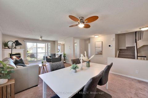 Photo 2 at B - 10 Daybreak Street, Nepean (Barrhaven East), Ottawa