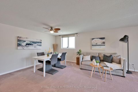 Photo 4 at B - 10 Daybreak Street, Nepean (Barrhaven East), Ottawa