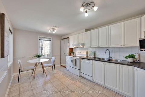 Photo 13 at B - 10 Daybreak Street, Nepean (Barrhaven East), Ottawa