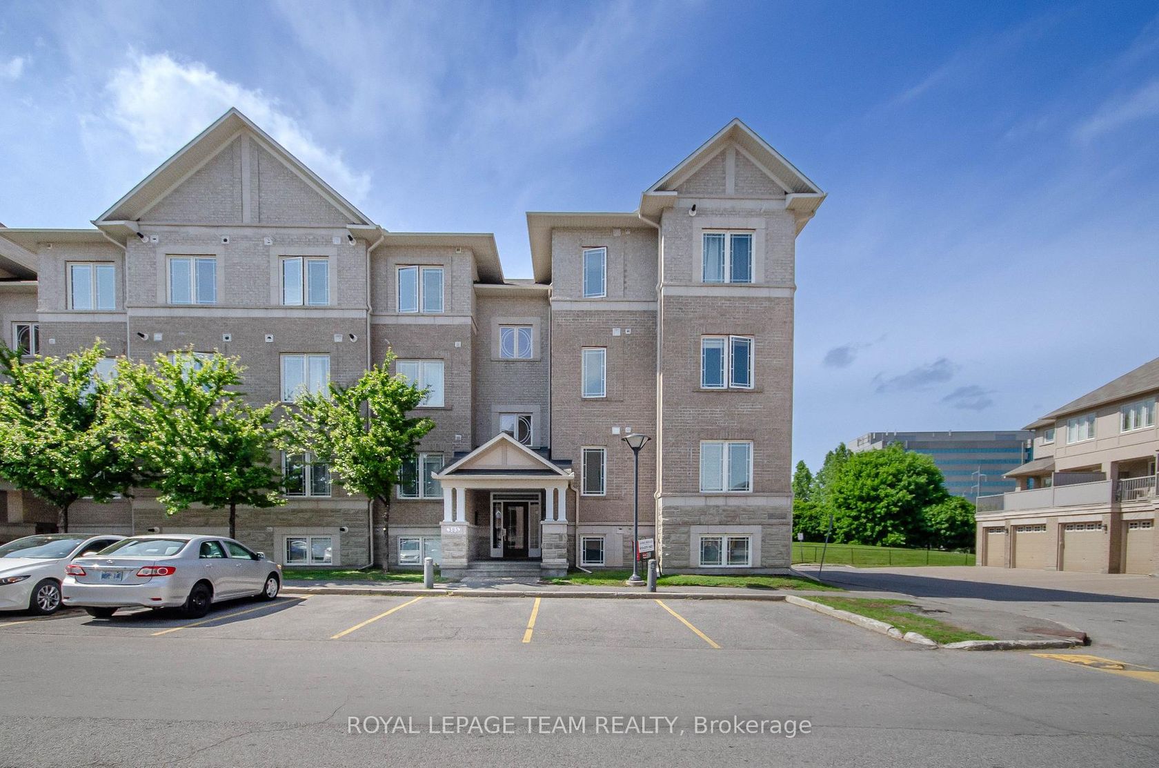 4 - 385 Paseo Private, Nepean (Centrepointe), Ottawa 