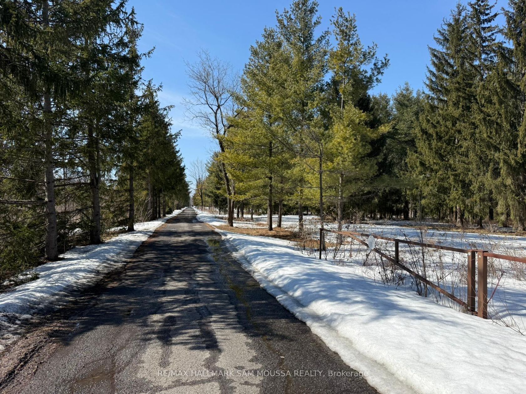 970 Cameron Street, Cumberland Village, Orleans 2